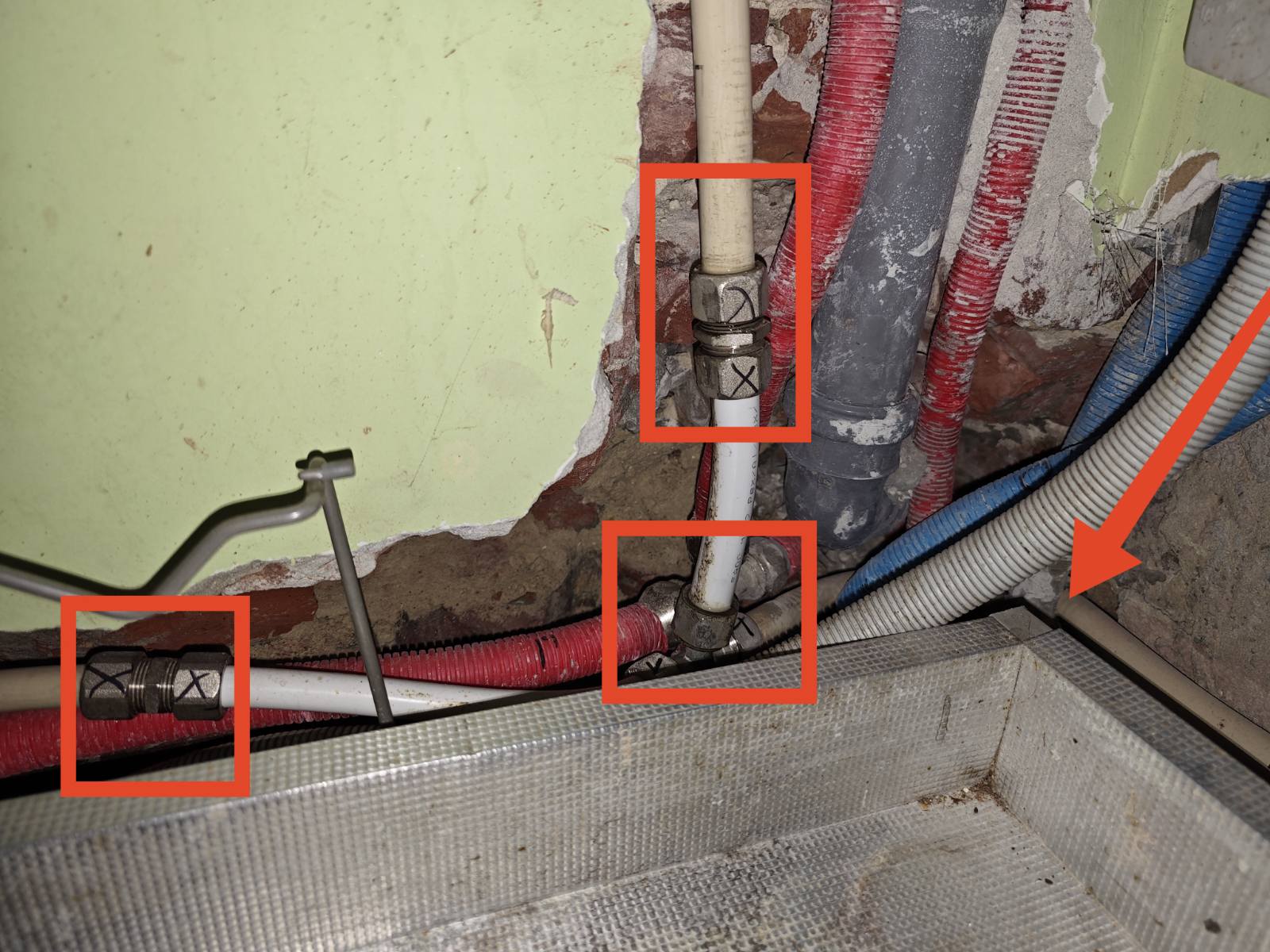 Витік води в системі опалення