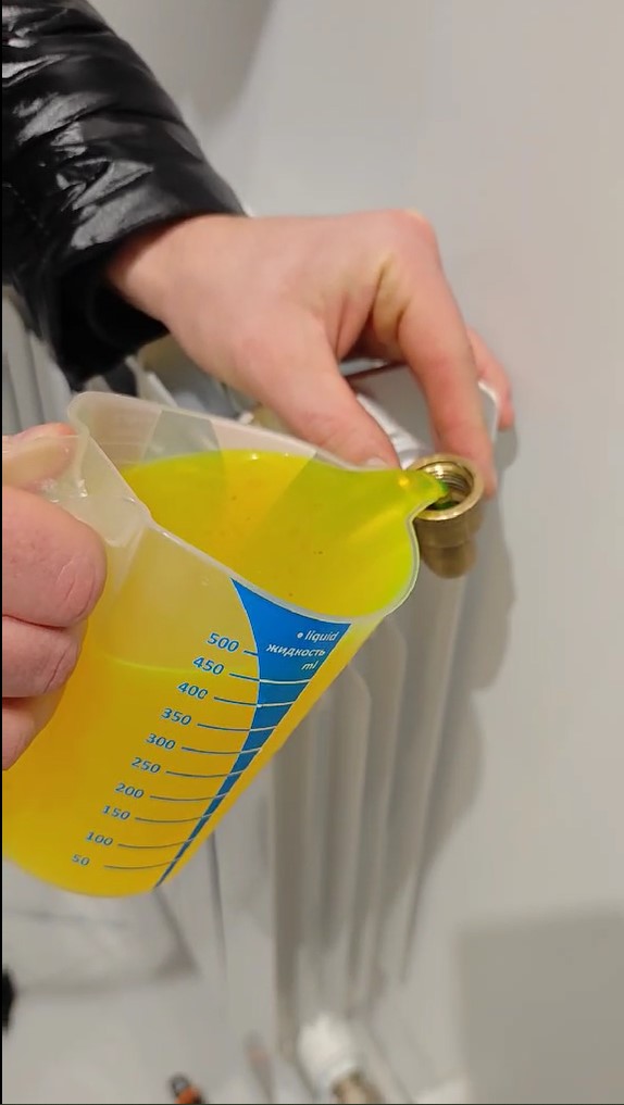 Герметизація витоку в системі опалення спеціалізованим герметиком